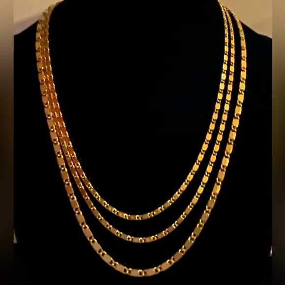 NWT 🍀 Lucky Brand 🍀 three strand gold necklace - Picture 2 of 5